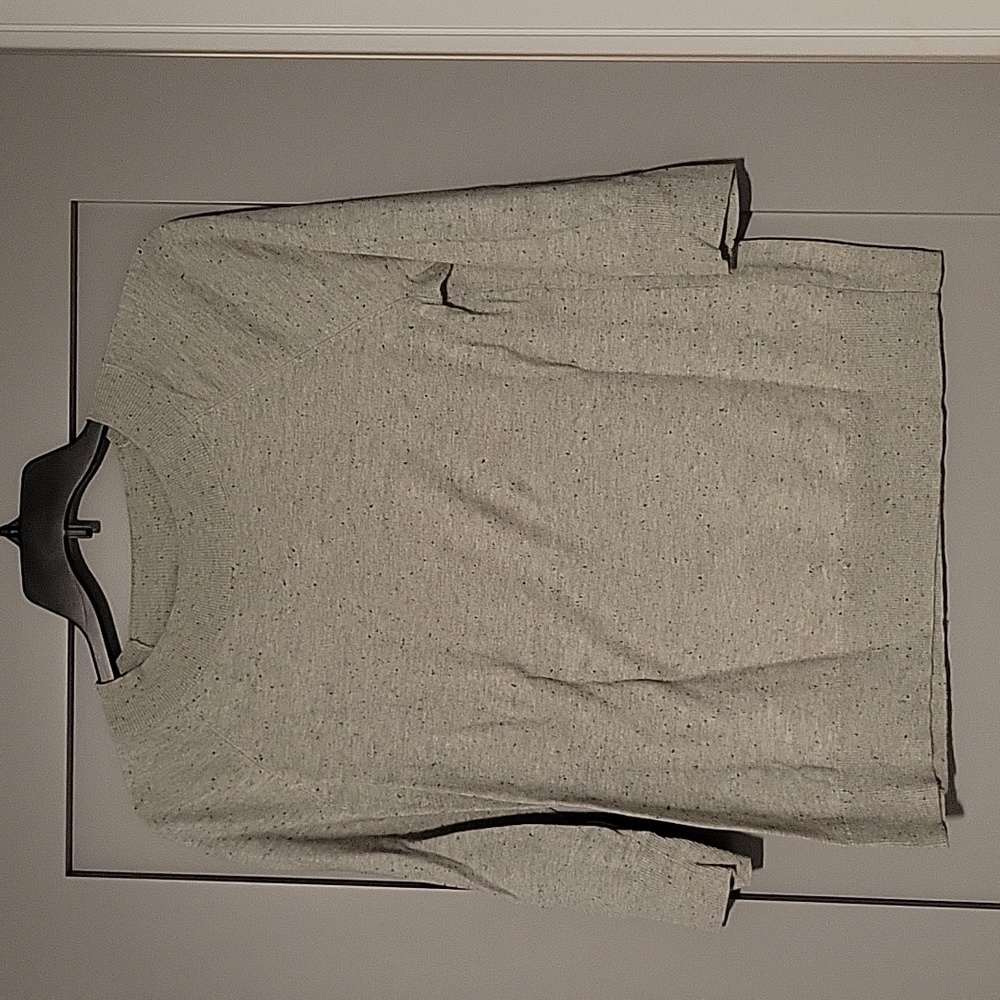 Women's sweater